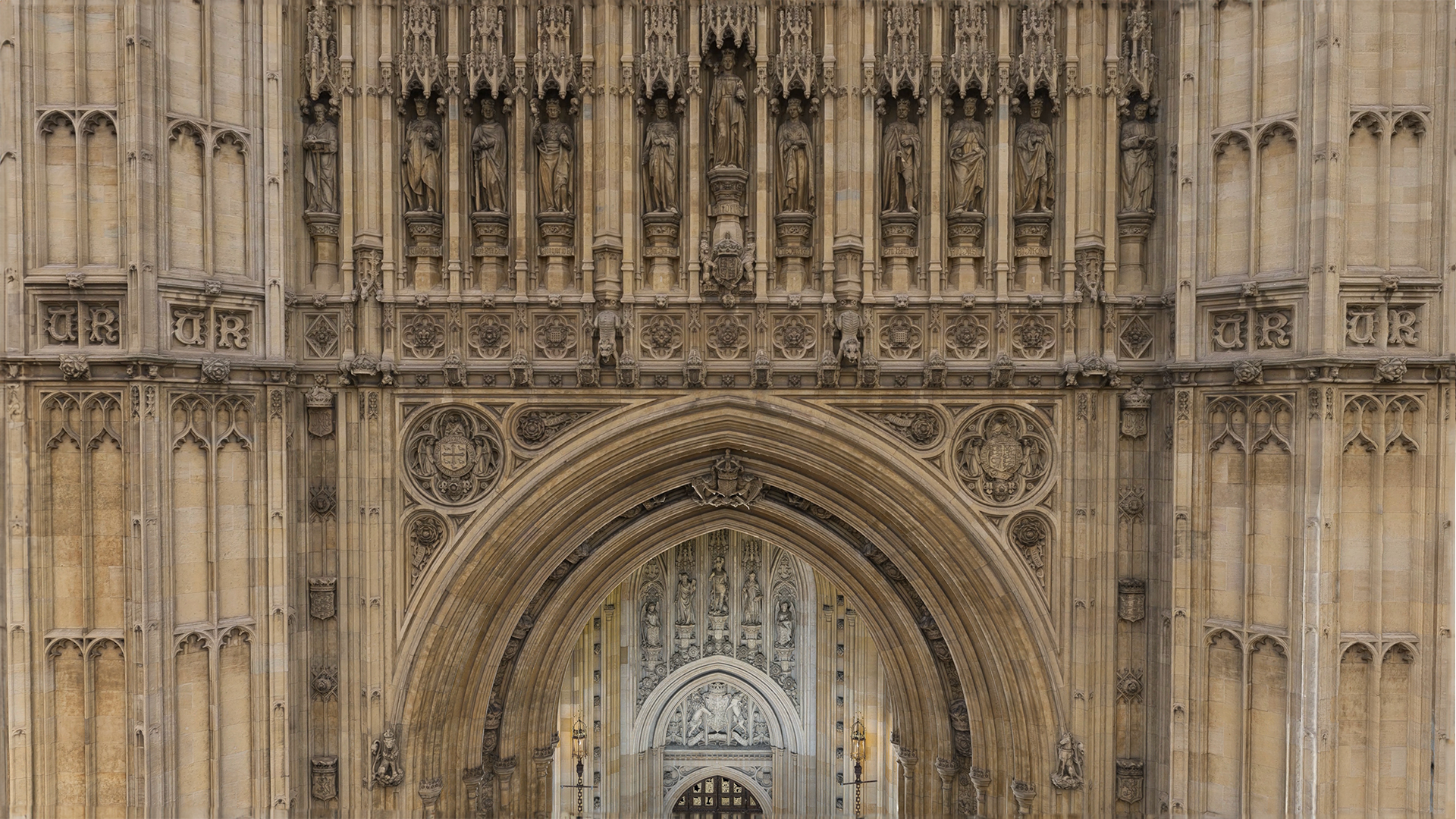 Houses of Parliament ornate Gothic stone facade — Visualskies heritage 3D scanning for restoration